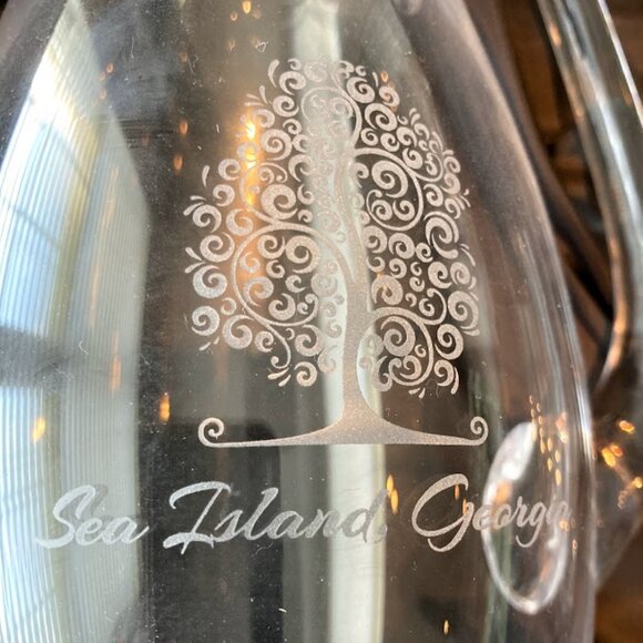 Tall Glass Pitcher Sea Island Resort GA + 2 Glasses Iced Tea Water New Gift Box - Picture 2 of 14